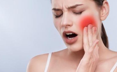Quelle sont les techniques pour soulager une douleur de dent?